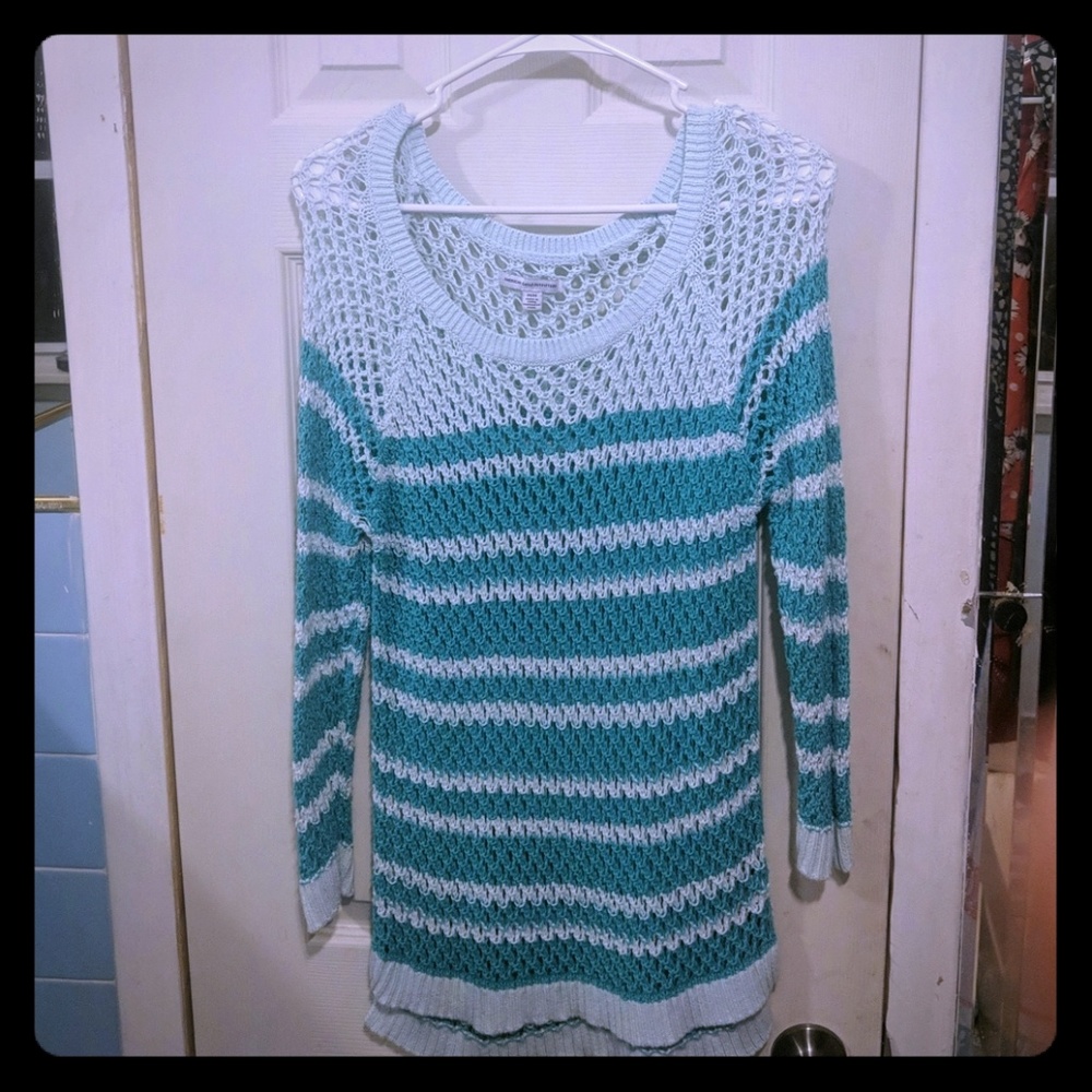 Long sleeve knitted sweater